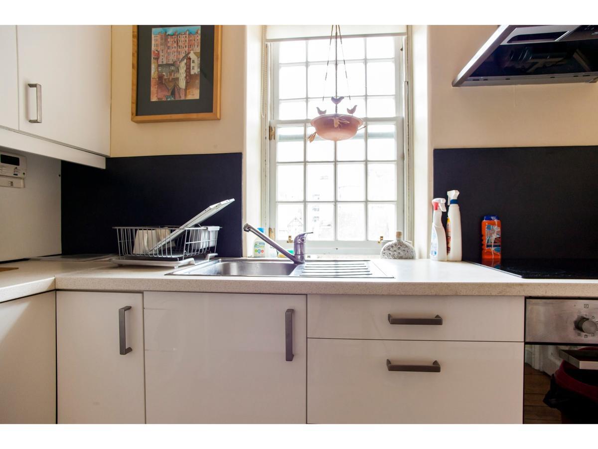 Historic Dean Village Treasure, Sleeps 4 Эдинбург Экстерьер фото
